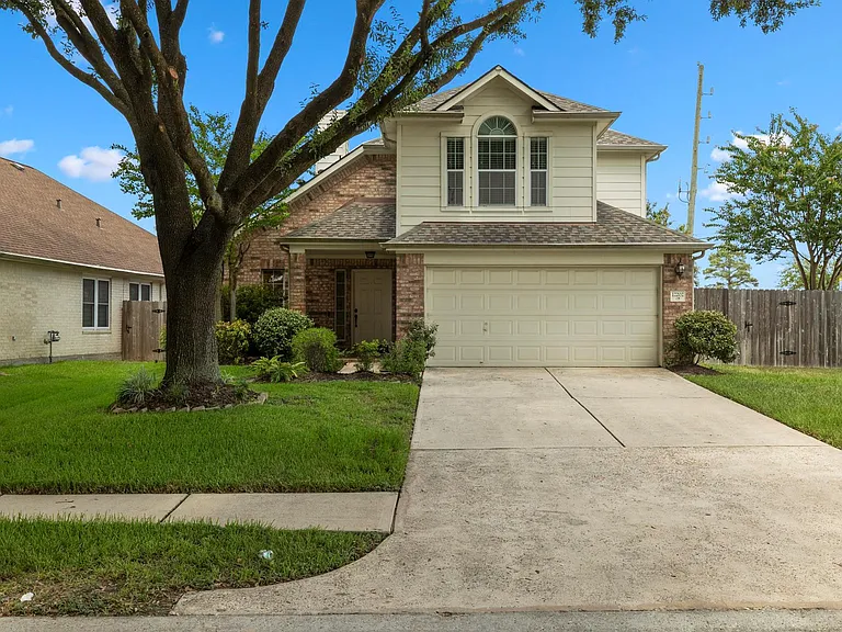 12202 Mardi Gras Dr — Photo 38