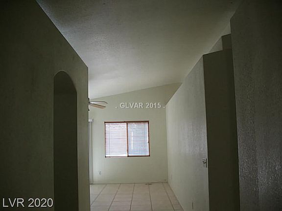 5th image of 343 Yacht Ave #0
