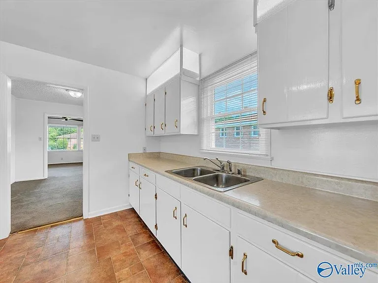 422 Karter St NW — Photo 12