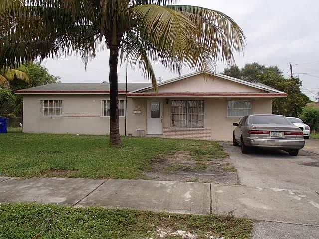1st image of 5121 NE 6th Ave