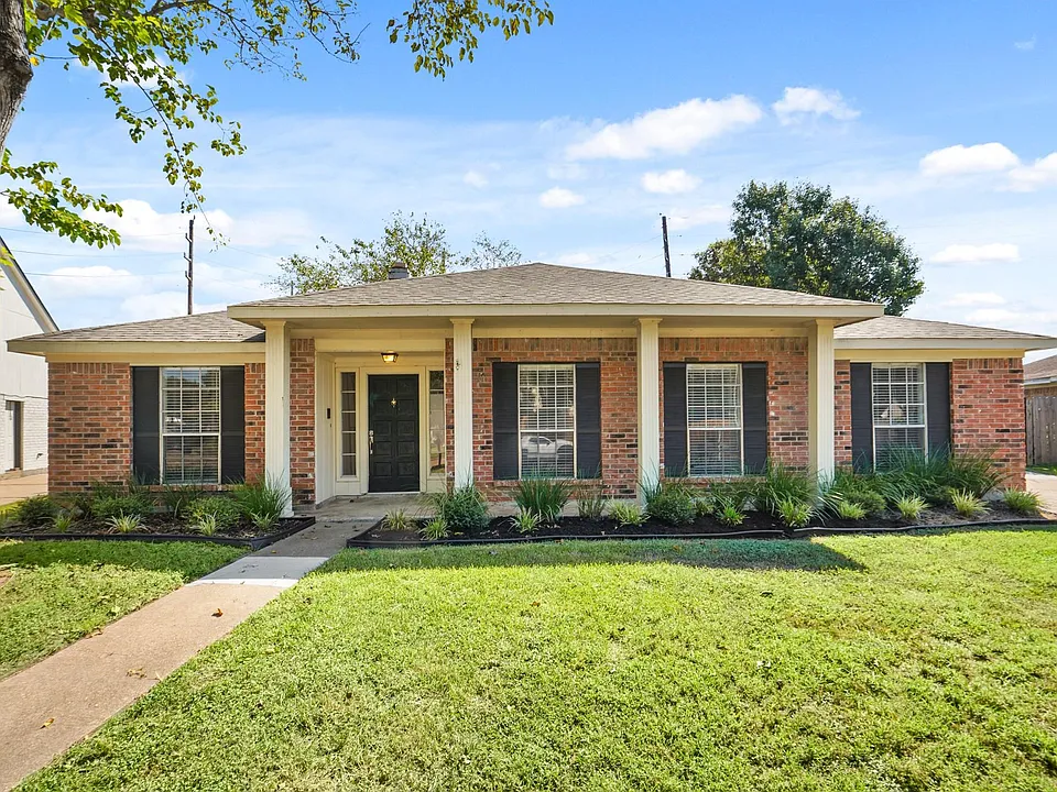 107 Asheboro Dr