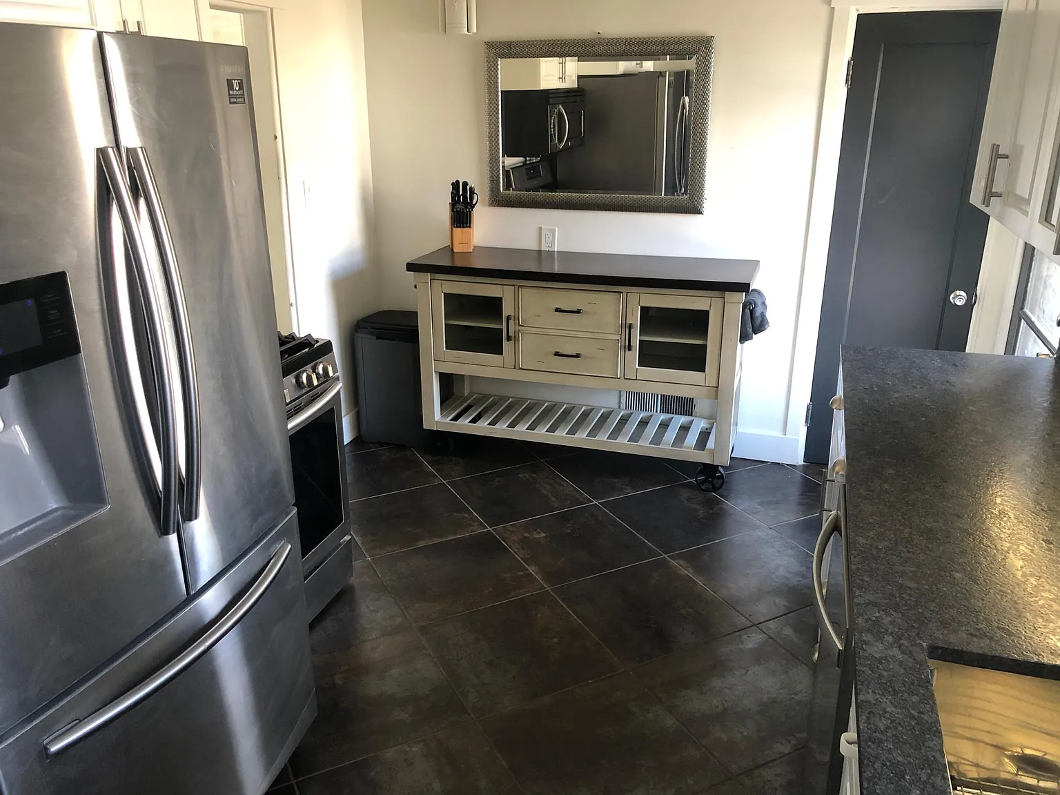 5 bed, 1424 sqft, $725 — Photo 4