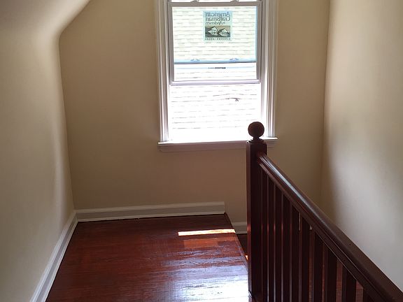 5th image of 18316 Elmira Ave
