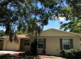 151 Avenue C, Geneva, FL 32732