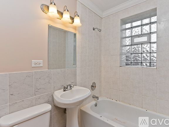 2nd image of 6426 N Troy St #1