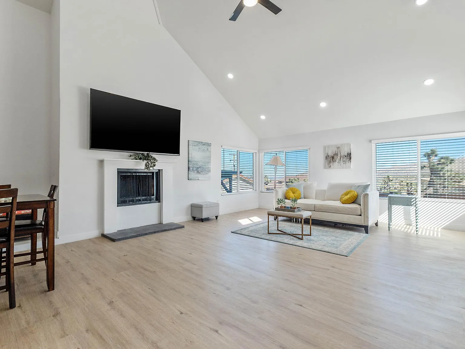 3 bed, 3425 sqft, $3,295 — Photo 4