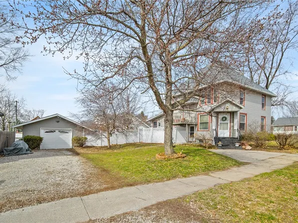 320 Maxwell St, Maxwell, IA 50161