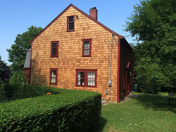 Perennial Garden, hedges
