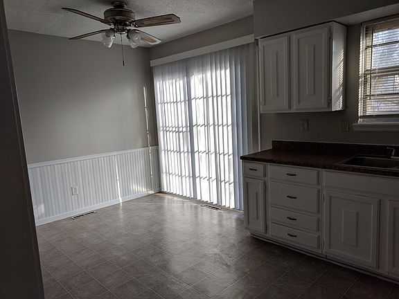 2nd image of 5409 E 100th St