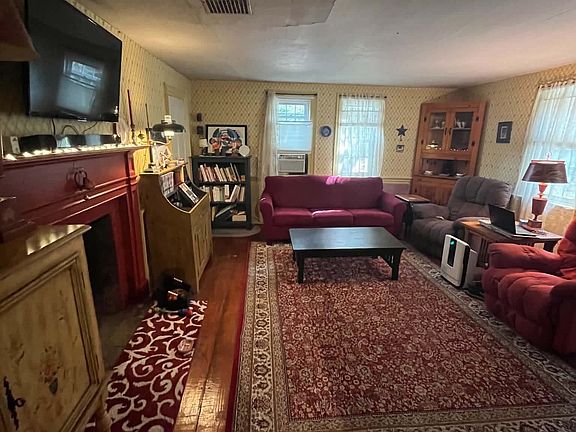 4th image of 48 N Wakefield Road
