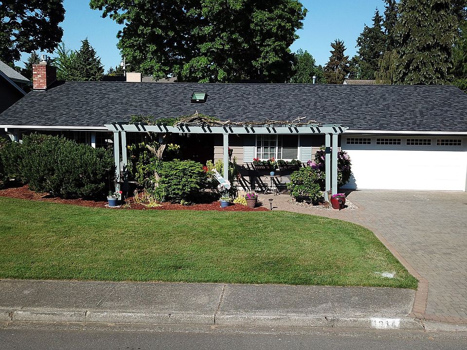1st image of 1314 179th Pl NE