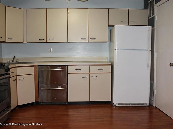 5th image of 701-4 Zlotkin Cir