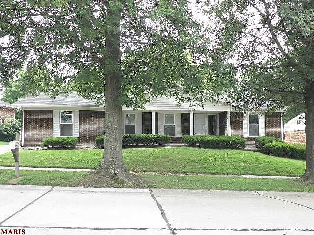 1st image of 3954 Monsols Dr