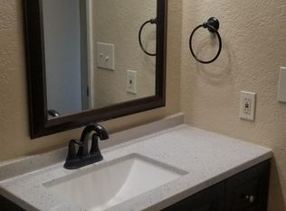 54 Natividad Rd APT 37, Salinas, CA 93906