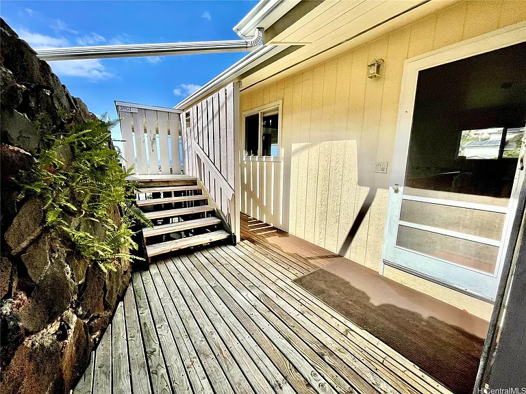 3901 Maunahilu Pl — Photo 9