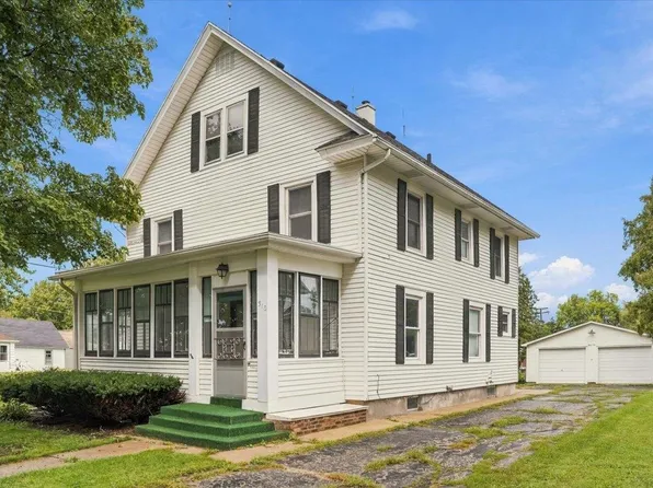 310 E Dixon St, Polo, IL 61064