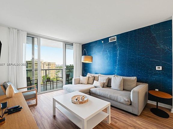 4th image of 2602 E Hallandale Beach Blvd #R1109