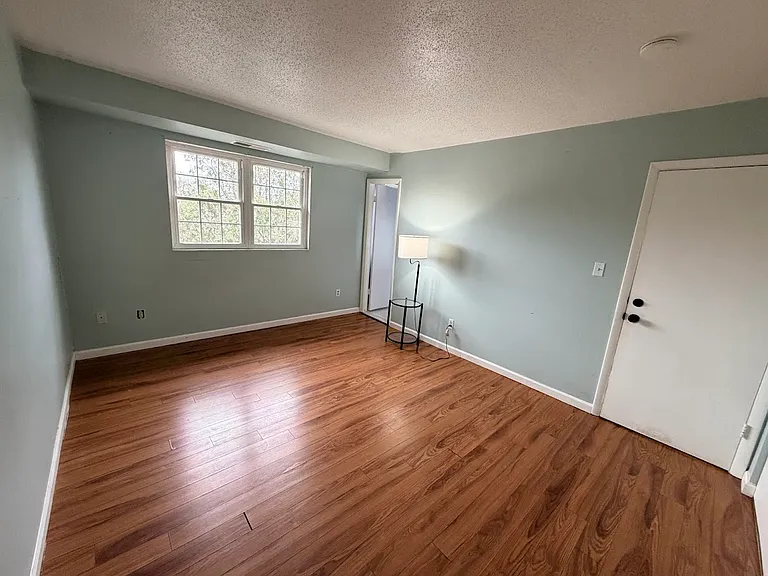 11910 Tarragon Rd #L — Photo 18