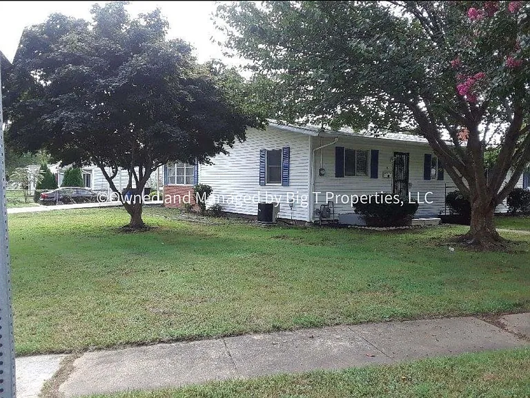 16 Taylor Dr — Photo 13