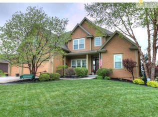 10016 NE 100th St, Kansas City, MO 64157