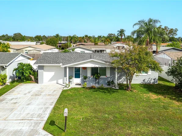 3749 Darlington Rd, Holiday, FL 34691