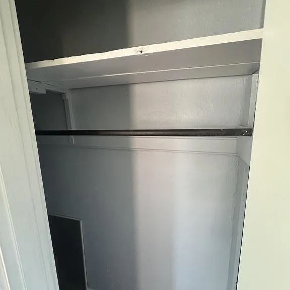 2539 Leslie Ave — Photo 10