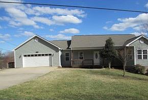 1st image of 168 Dayton Dr