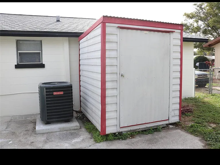 4926 Easton St #B — Photo 10