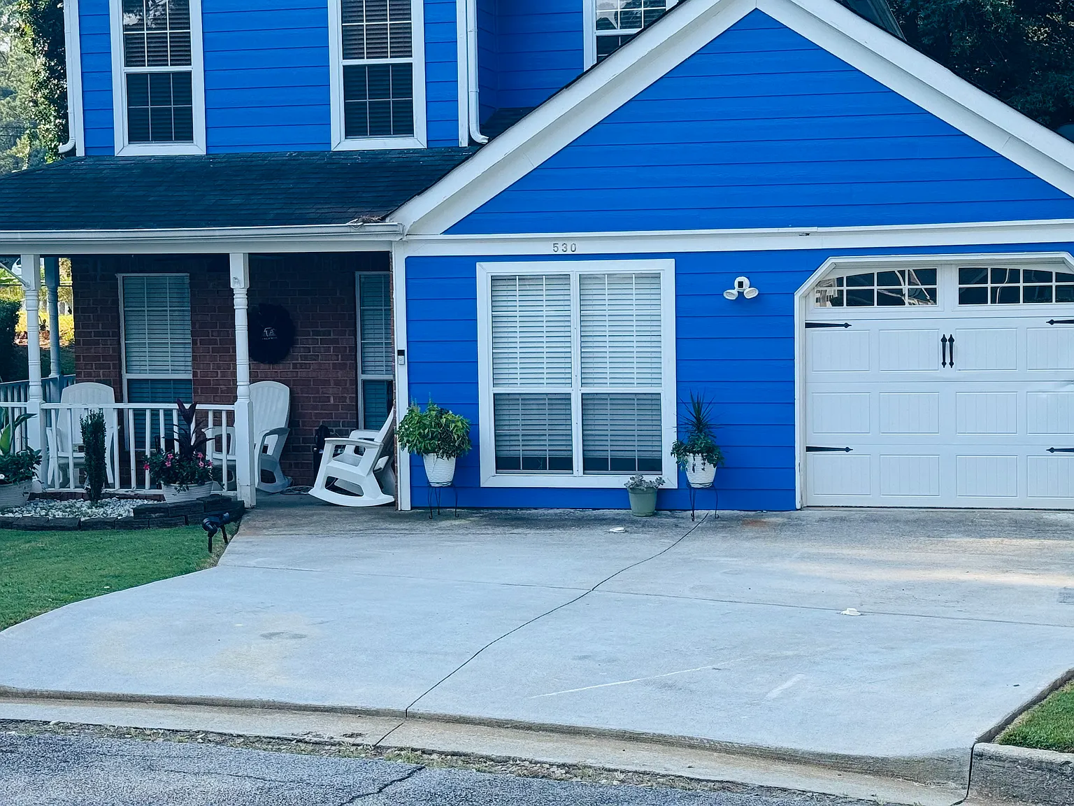 530 Barclay Ct — Photo 2