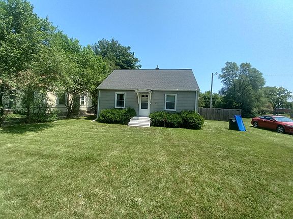 2nd image of 1387 Hurd Ave