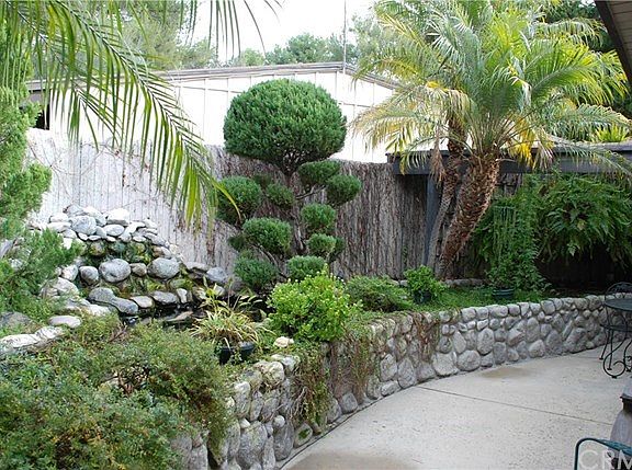 2nd image of 10452 Alta Loma Dr