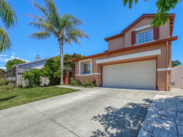 2562 Silver Spur Drive, Santa Rosa, CA 95407