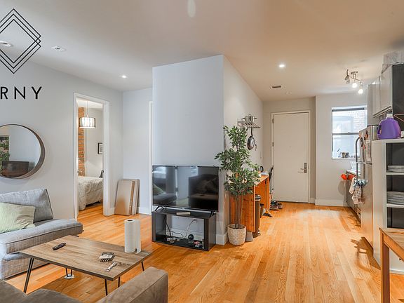 2nd image of 240 Madison St APT 3L