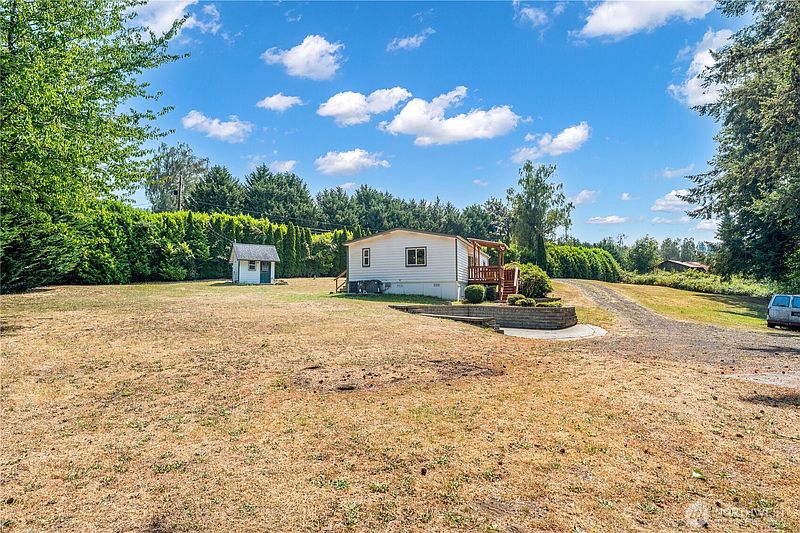 2nd image of 10110 Olalla Valley Road SE