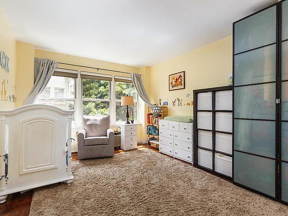4th image of 120 E 36th St APT 5H