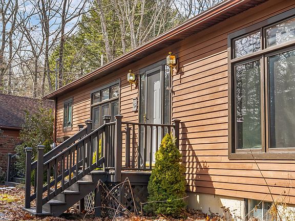 2nd image of 108 Hart Road