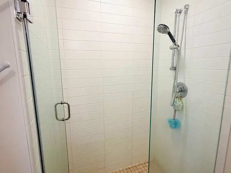 30 Roehampton Ave #2902 — Photo 8