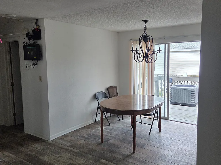 3008 Poinciana Cir — Photo 16