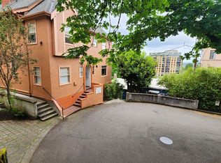 carCa01, Portland, OR 97205