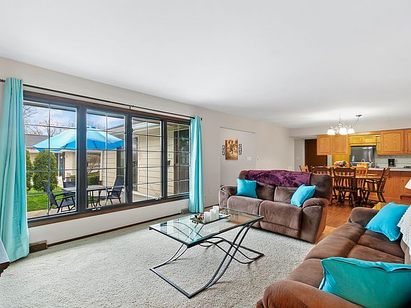 4th image of 5316 Woodbridge Ln S #5316
