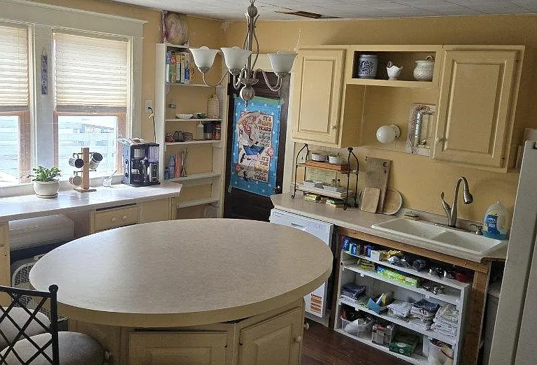 915 Barland St #1 — Photo 5