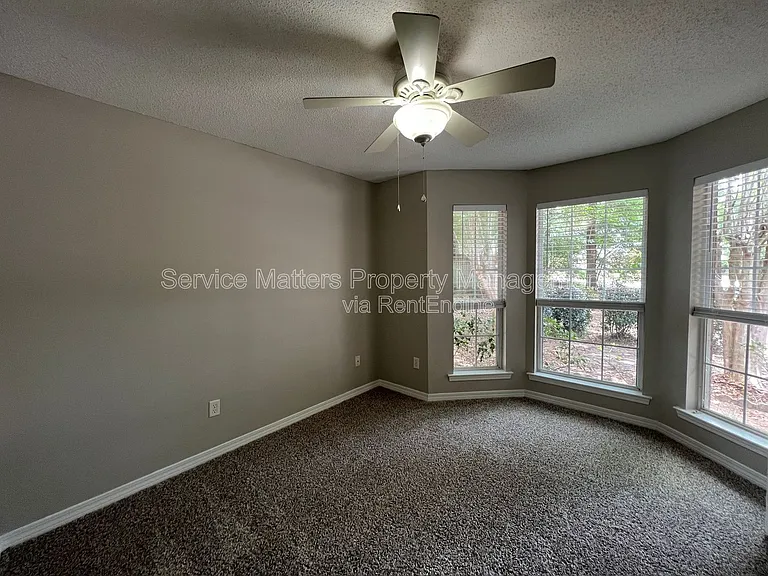 5959 Sleepy Hollow Ct — Photo 30