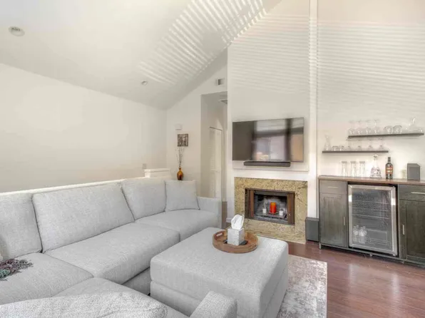 9 Silvertide Dr #9, Dana Pt, CA 92629
