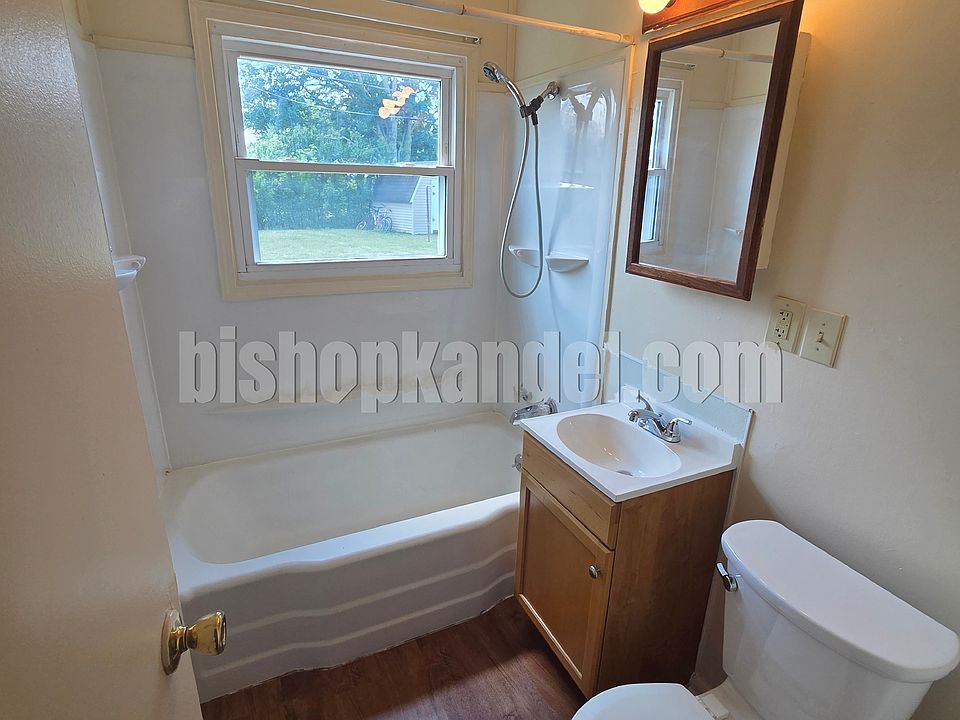 1st image of 1023 Brenda Ct