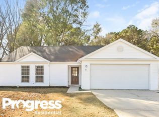 1395 Foxvale Dr, Hampton, GA 30228