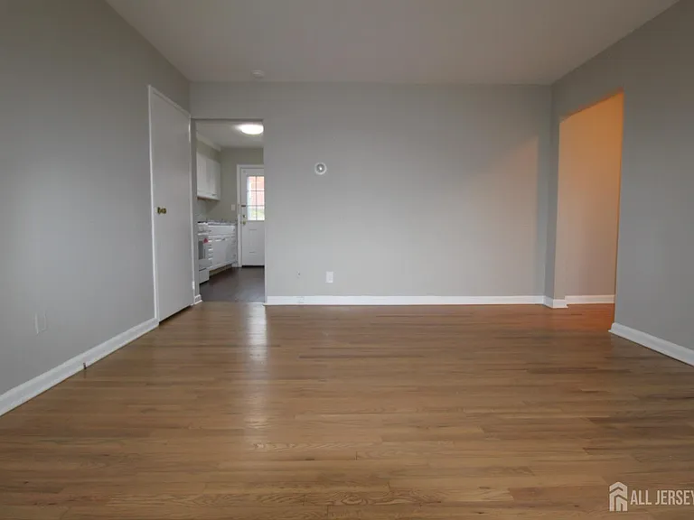 250 Penn Ave #2A — Photo 3