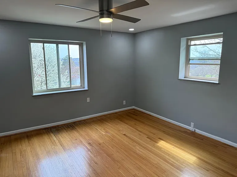 2123 Luray Ave #1 — Photo 25