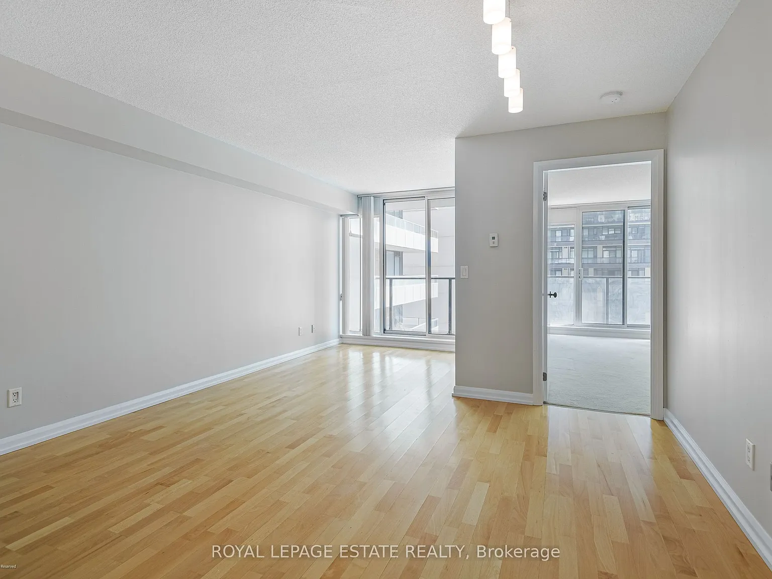 2 bed, $2,750 — Photo 2