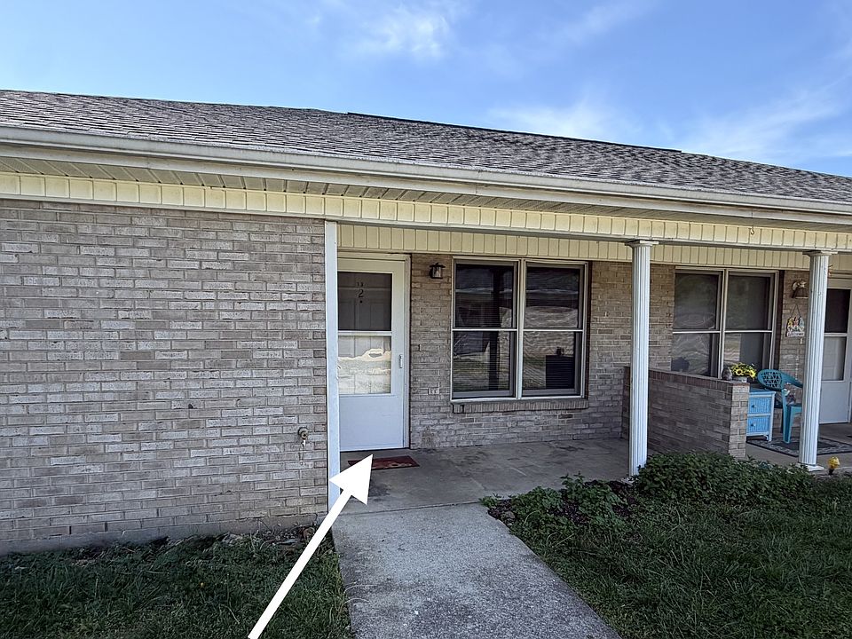 1st image of 19 Driftwood Cir #2