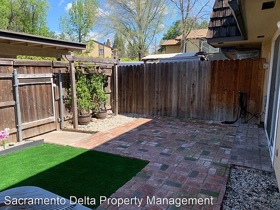 2nd image of 5102 Greenberry Dr
